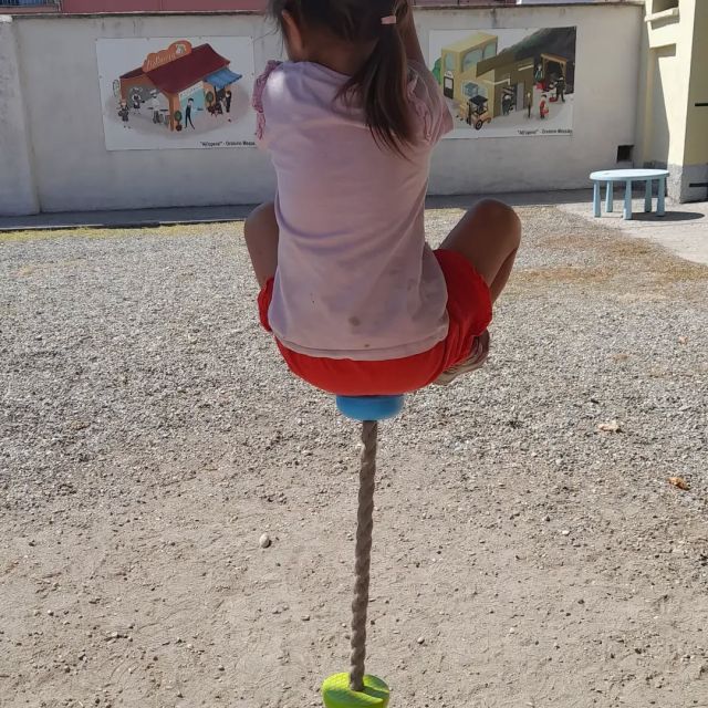 Non torneremo a casa puliti, neanche i primi giorni! 
Un  reinizio per chi diventa mezzano e grande, un nuovo inizio per i piccoli in ambientamento!
#peschieraborromeo
#scuoladellinfanzia
#bambini
#crescere